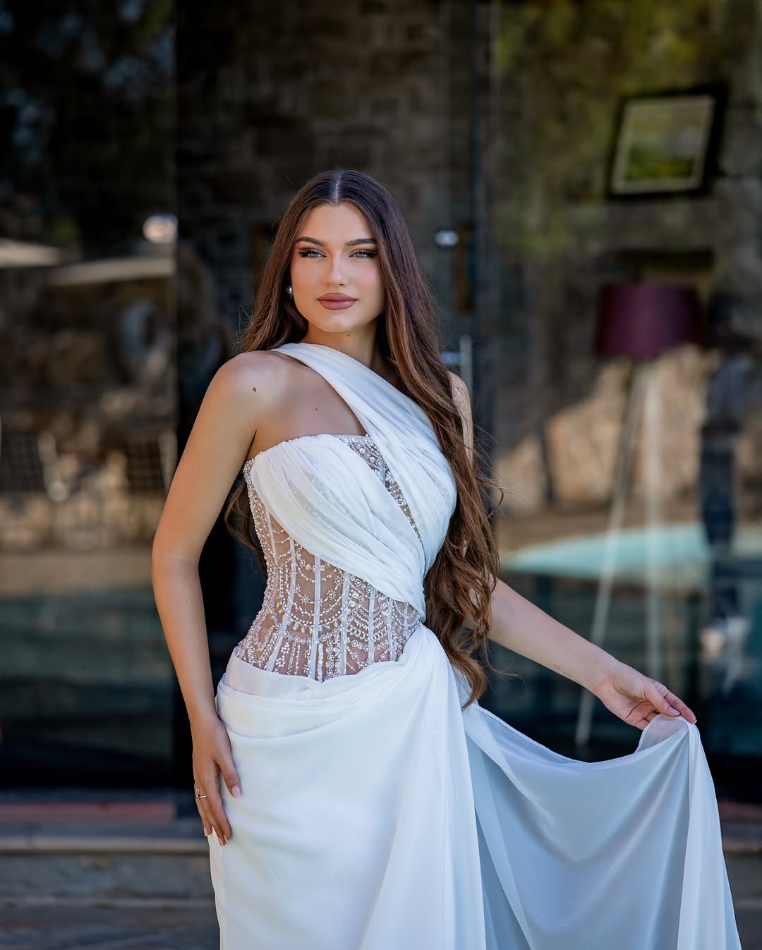 Elegant White Sleeveless One Shoulder Prom Dress With Embroidery Beads