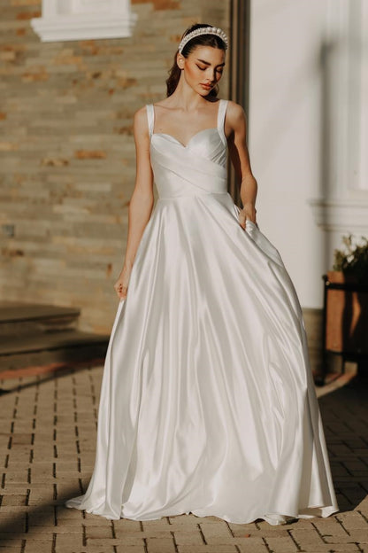 White Sleeveless Spaghetti Straps Sweetheart A-Line  Prom Dress