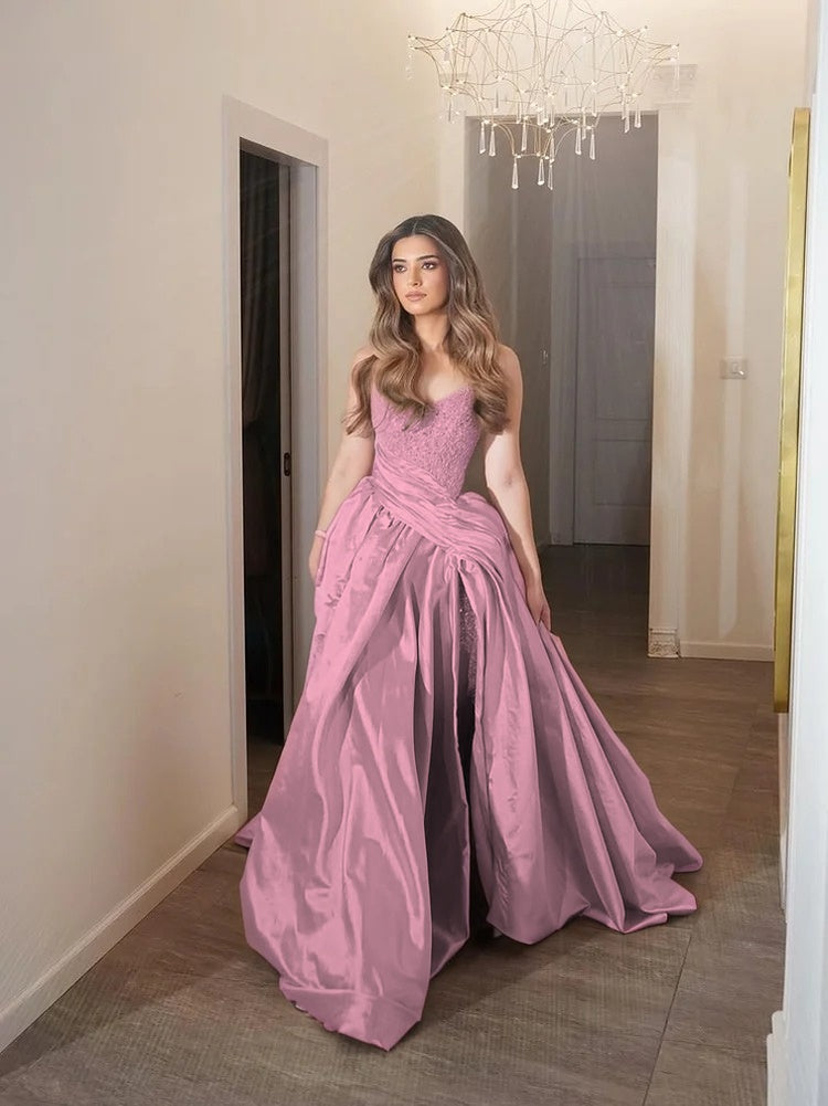 Sleeveless A-Line V-Neck Pleated Prom Dress With Beads