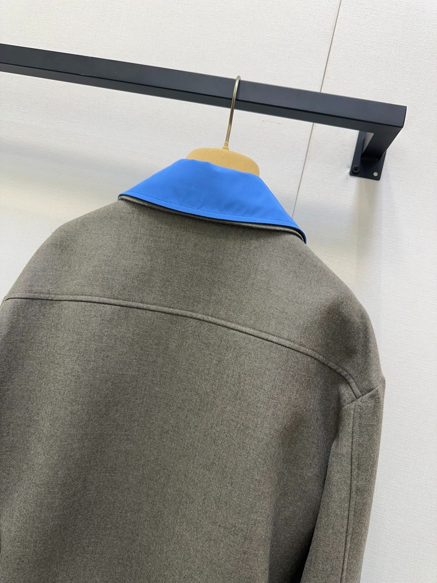 MIUMIU CONTRAST-FABRIC COLLAR JACKET STYLE 38