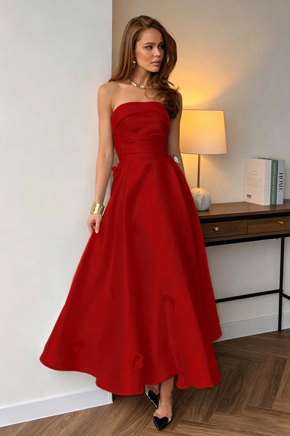 Black Strapless A-Line Evening Dress Sleeveless in Satin with Flower