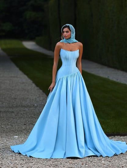 Chic Strapless Sleeveless A-Line Prom Dress With Pleated