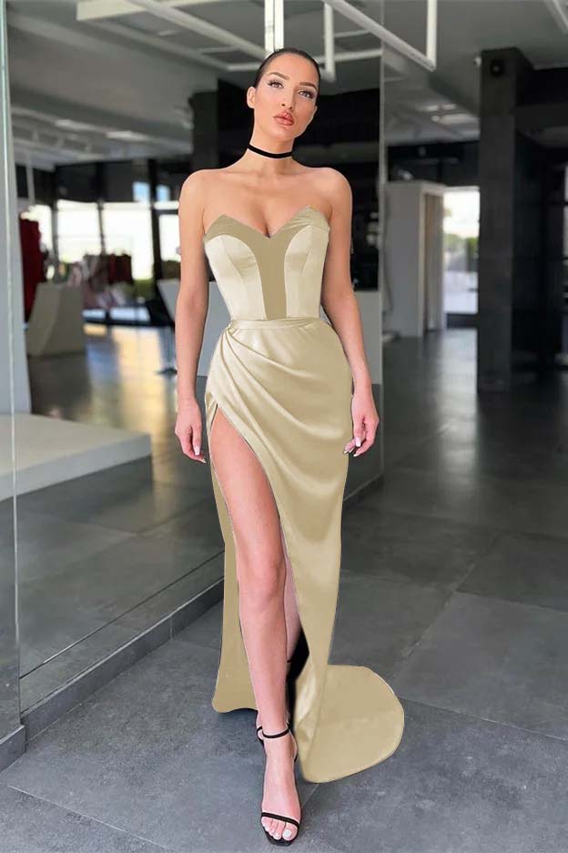 Elegant Sweetheart Mermaid Prom Black Dress With Slit