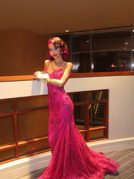 Charming Spaghetti Straps V Neck Satin Lace Sequin Evening Dress Hot Pink Mermaid Party Gowns D899