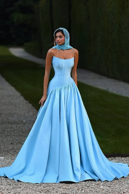 Chic Strapless Sleeveless A-Line Prom Dress With Pleated