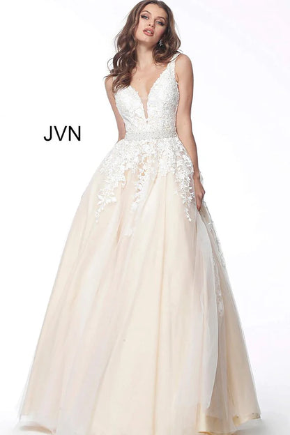 Black V-Neck Sleeveless Prom Dress with Applique Beadings