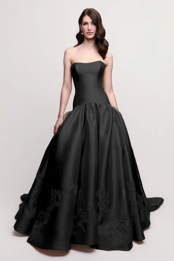 Charming Sleeveless Pink Strapless Satin Evening Dress With Applique
