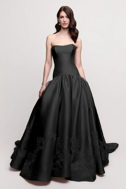 Charming Sleeveless Pink Strapless Satin Evening Dress With Applique