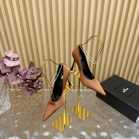 RÉGINE PUMPS IN RUSTIC ORANGE SATIN GOLD CHAIN