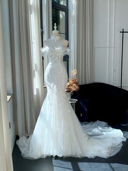 Retro White Mermaid Off-the-Shoulder Herringbone Lace Tulle Wedding Dress with Train P4082