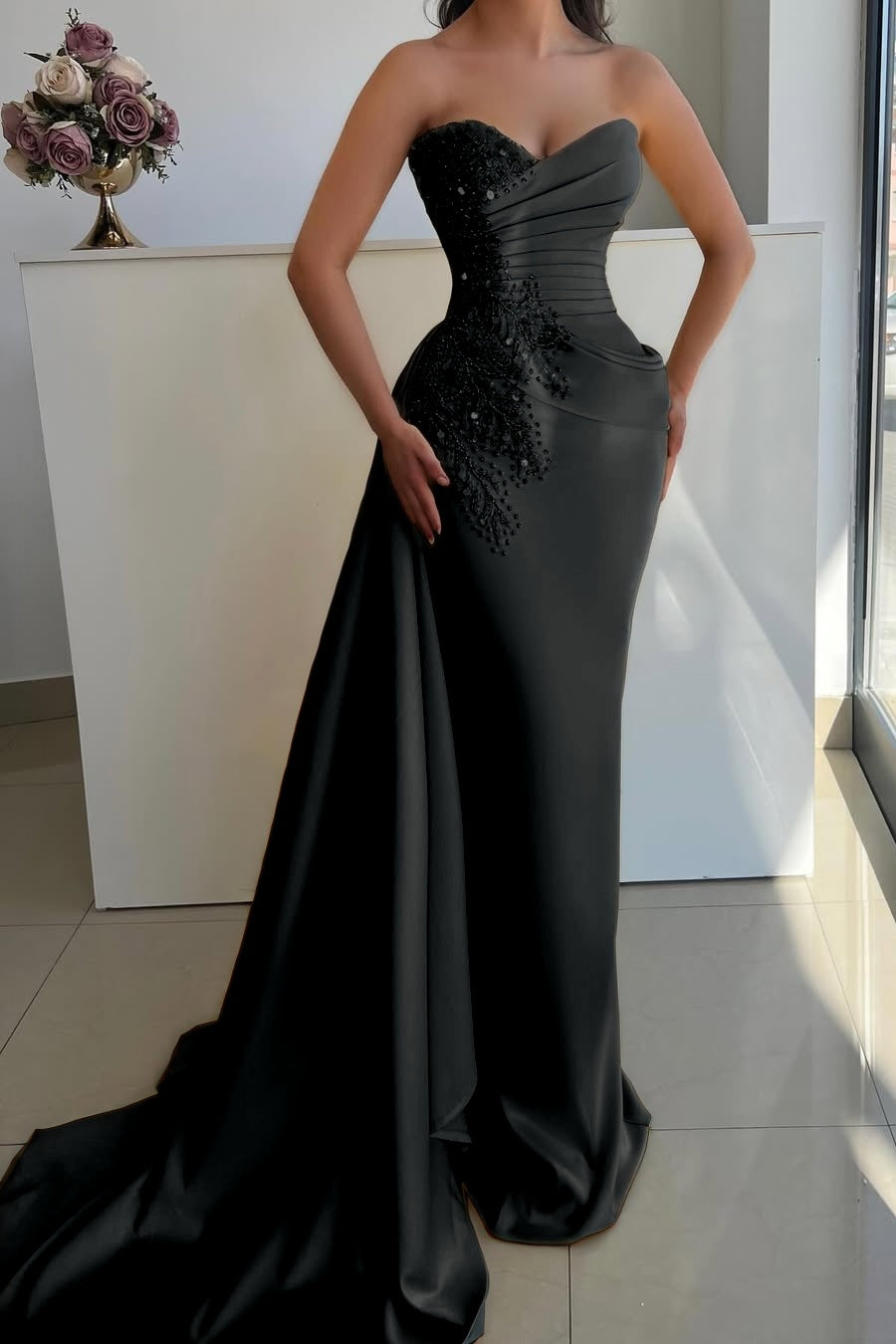 Sleeveless Strapless V Neck Mermaid Beaded Prom Dress With Tail