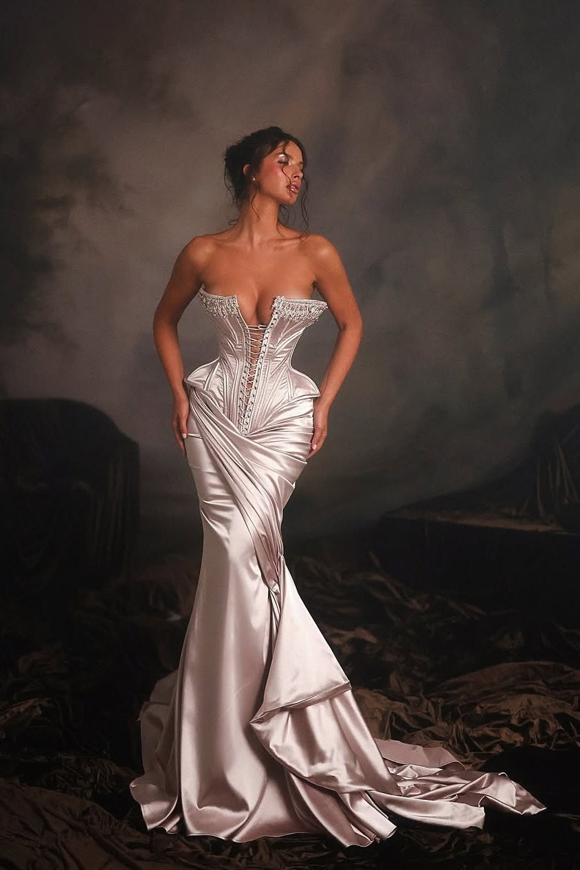 Sleeveless Strapless Deep V-Neck Mermaid Prom Dress