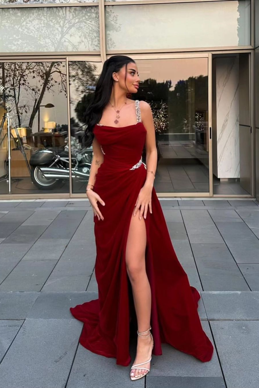 Stunning Red Satin Spaghtti Strap Sleeveless Long Prom Dress with Beadings