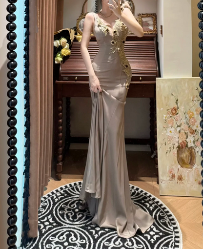 Vintage V Neck Satin Lace Appliques Mermaid Party Dress Evening Gown Long Wedding Guest Dress D2039