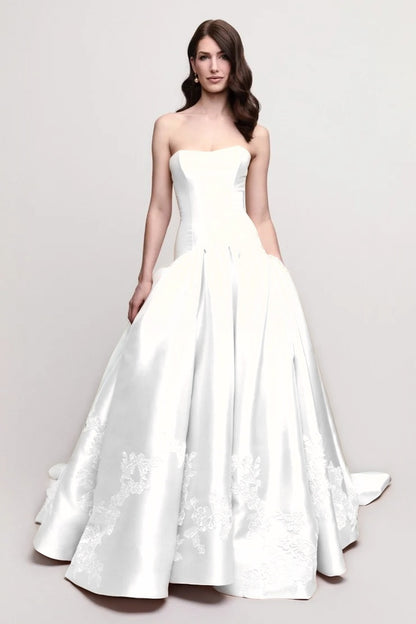 Charming Sleeveless Pink Strapless Satin Evening Dress With Applique