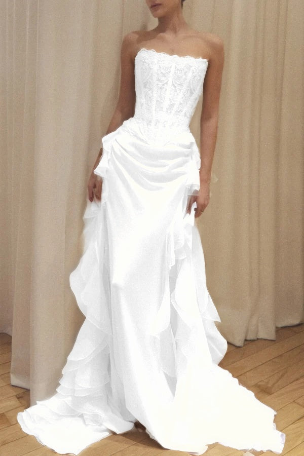 Elegant Ivory Strapless Evening Dress Sleeveless Lace with Train