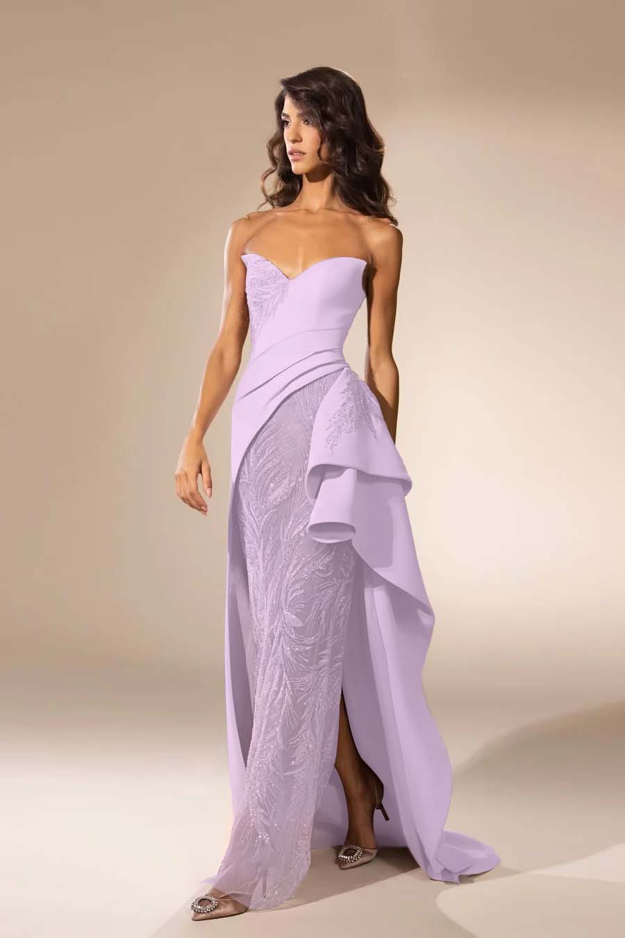 Sleeveless Strapless V Neck Embroidery Long Prom Dress With Slit