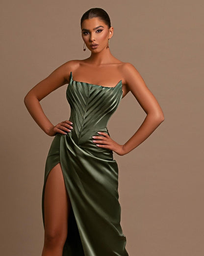 Elegant Dark Green Square Neck Slit Sleeveless Prom Dress With Pleats