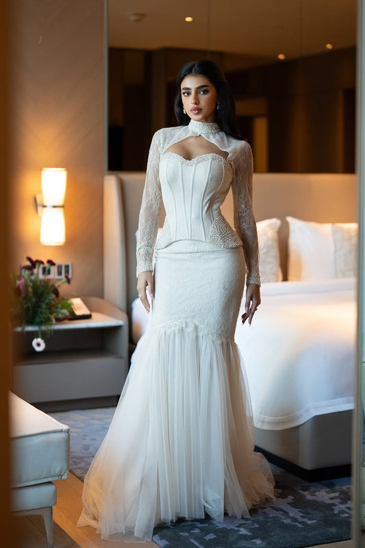 Chic White Long Sleeves Sweetheart Appliques Mermaid Beaded Prom Dress