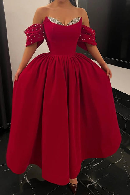 Beautiful Red Sweetheart Off the Shoulder Strapless A Line Prom Dress with Beadings