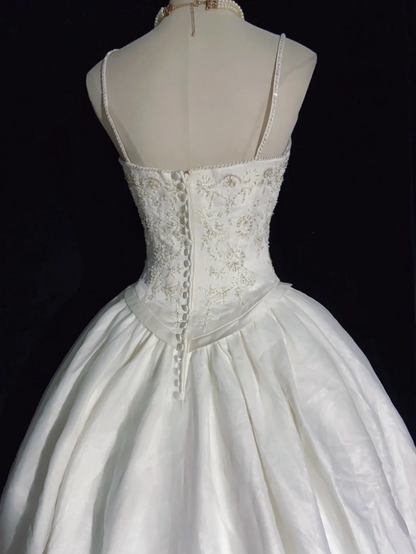 White Elegant Wedding Dress With Beads Flowers Satin Wedding Gowns  fg8593