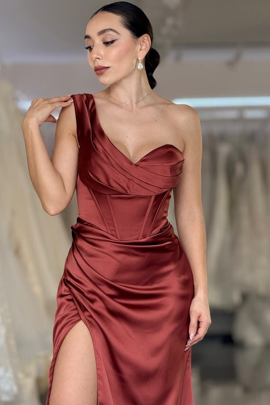 Sleeveless Strapless V-Neck Mermaid Pleated Prom Dress With Split
