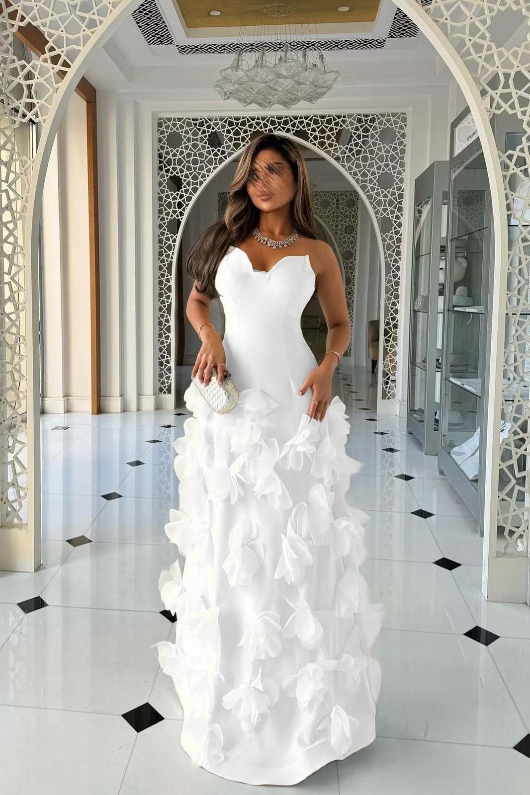 Daffodil Strapless Evening Dress Sleeveless Floor Length With Flower