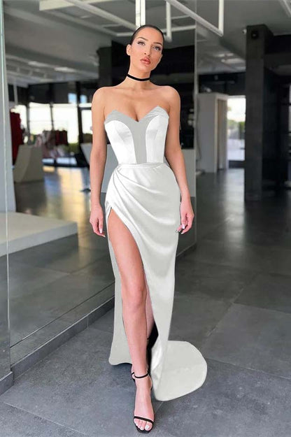 Elegant Sweetheart Mermaid Prom Black Dress With Slit