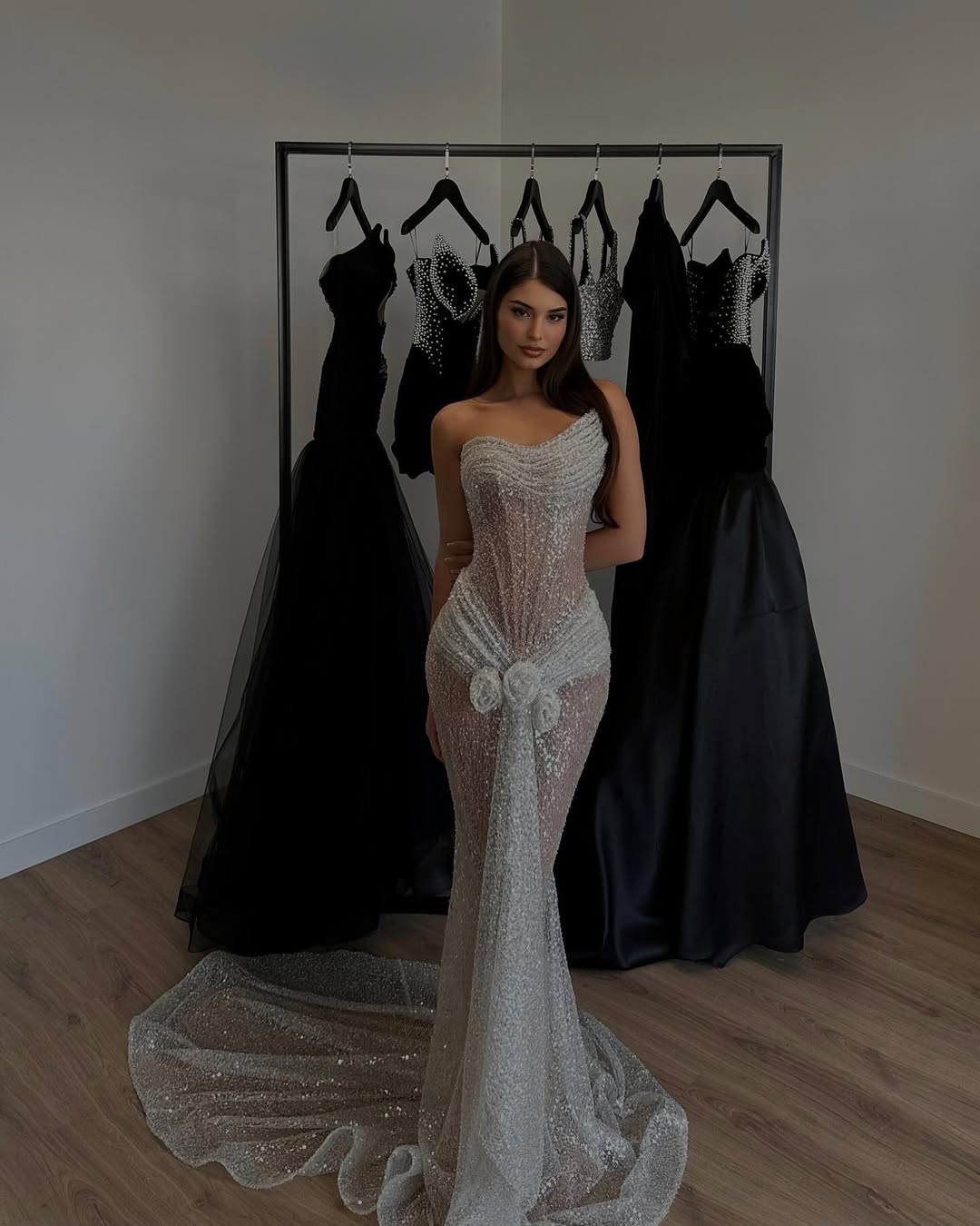 Chic Sleeveless Strapless Asymmetric Sequins Mermaid Prom Dress