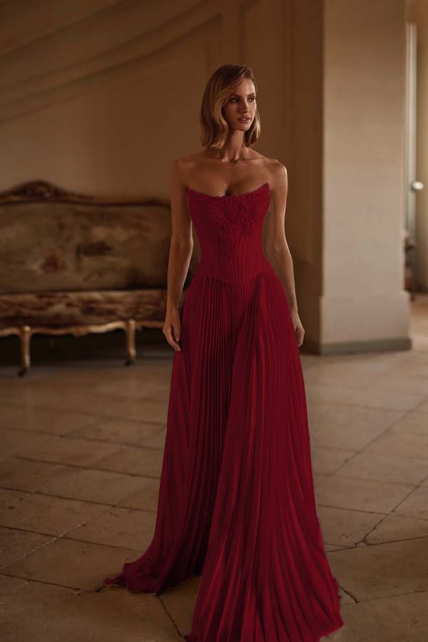 Exquisite White Satin Strapless Sleeveless Long Pleated Prom Dress with Applique