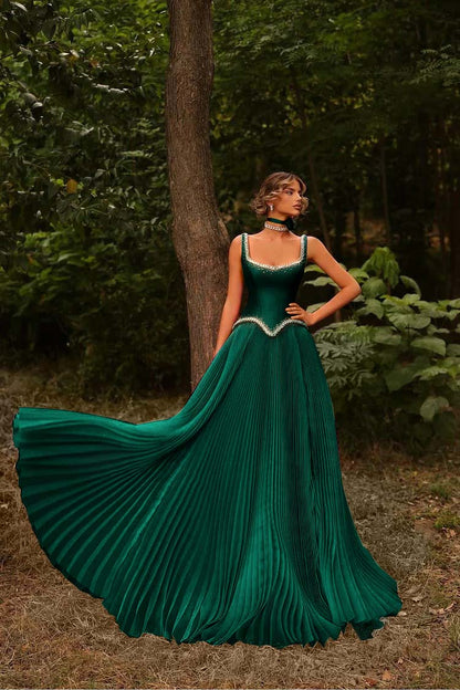 Sleeveless Spaghetti Straps Prom Dress With Beads