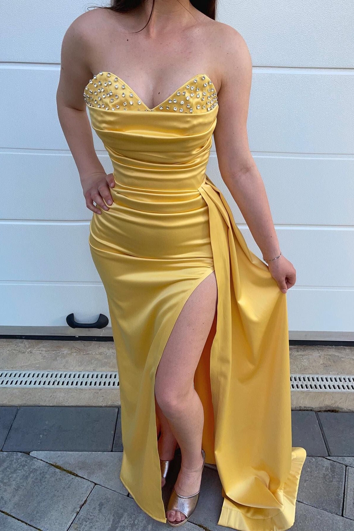 Yellow Beads Mermaid Sweetheart Evening Dress Slit With Ruffles