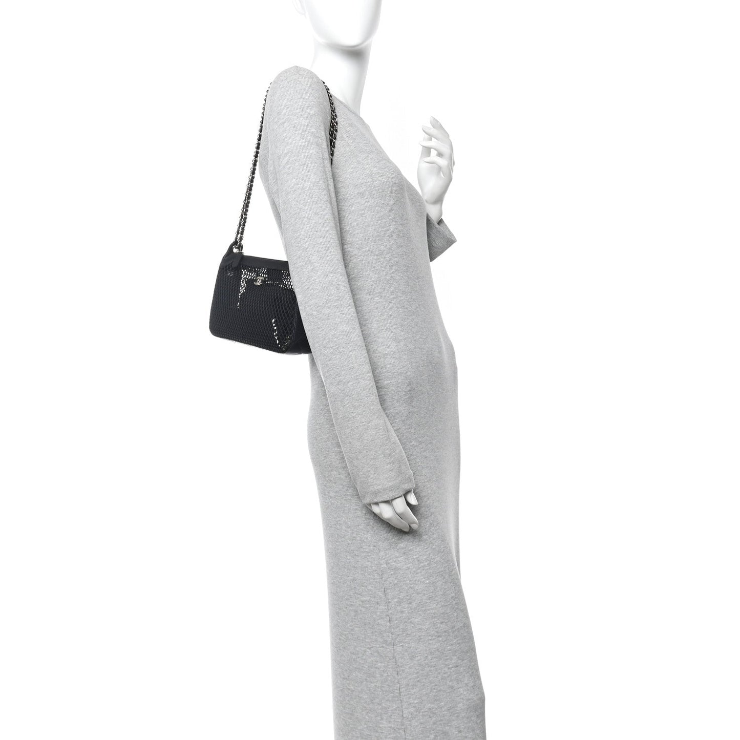 Mesh Shiny Lambskin Clutch With Chain Black
