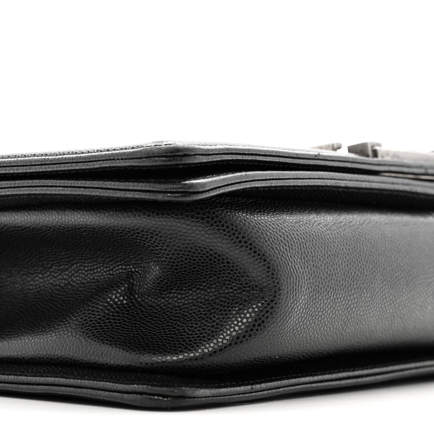 Caviar Quilted Medium Boy Flap Black