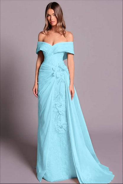 V-Neck Strapless Sleeveless Long Sheath Evening Dress With Appliques