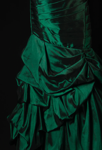 Elegant Emerald Green Strapless Satin Pleated Mermaid Long Party Dress Evening Dress With Beads D2215
