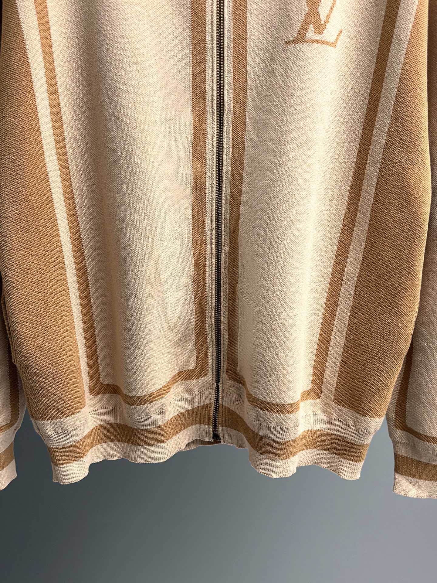 LV 26 Men's Intarsia Knit Jacket 493095