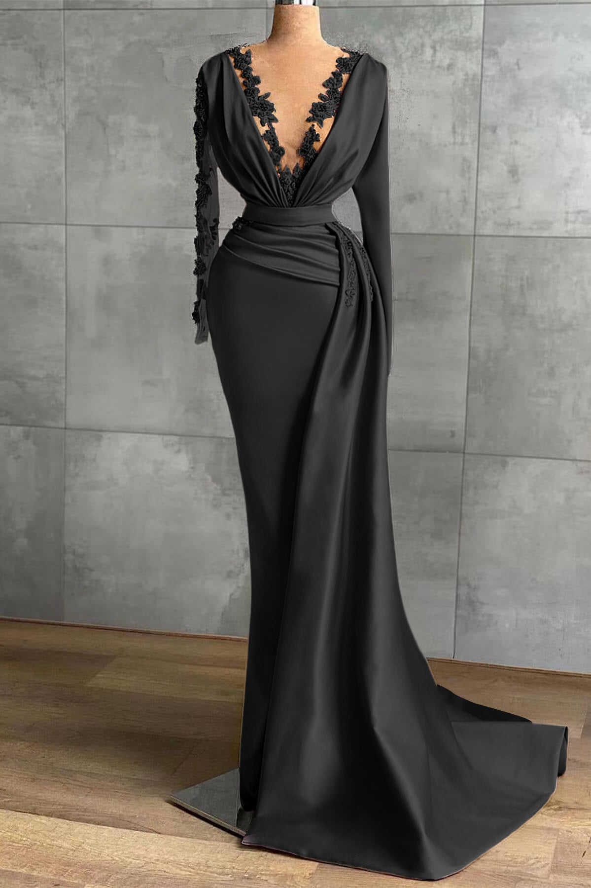 Lavender V Neck Ruffles Prom Dress Applique Mermaid With Long Sleeves