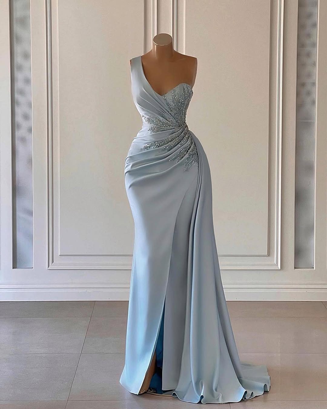 Baby Blue Sleeveless Sweetheart Mermaid Beads Prom Dress