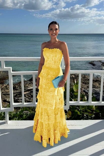 Elegant Mint Green Lace Strapless Sleeveless Prom Dress with Ruffles