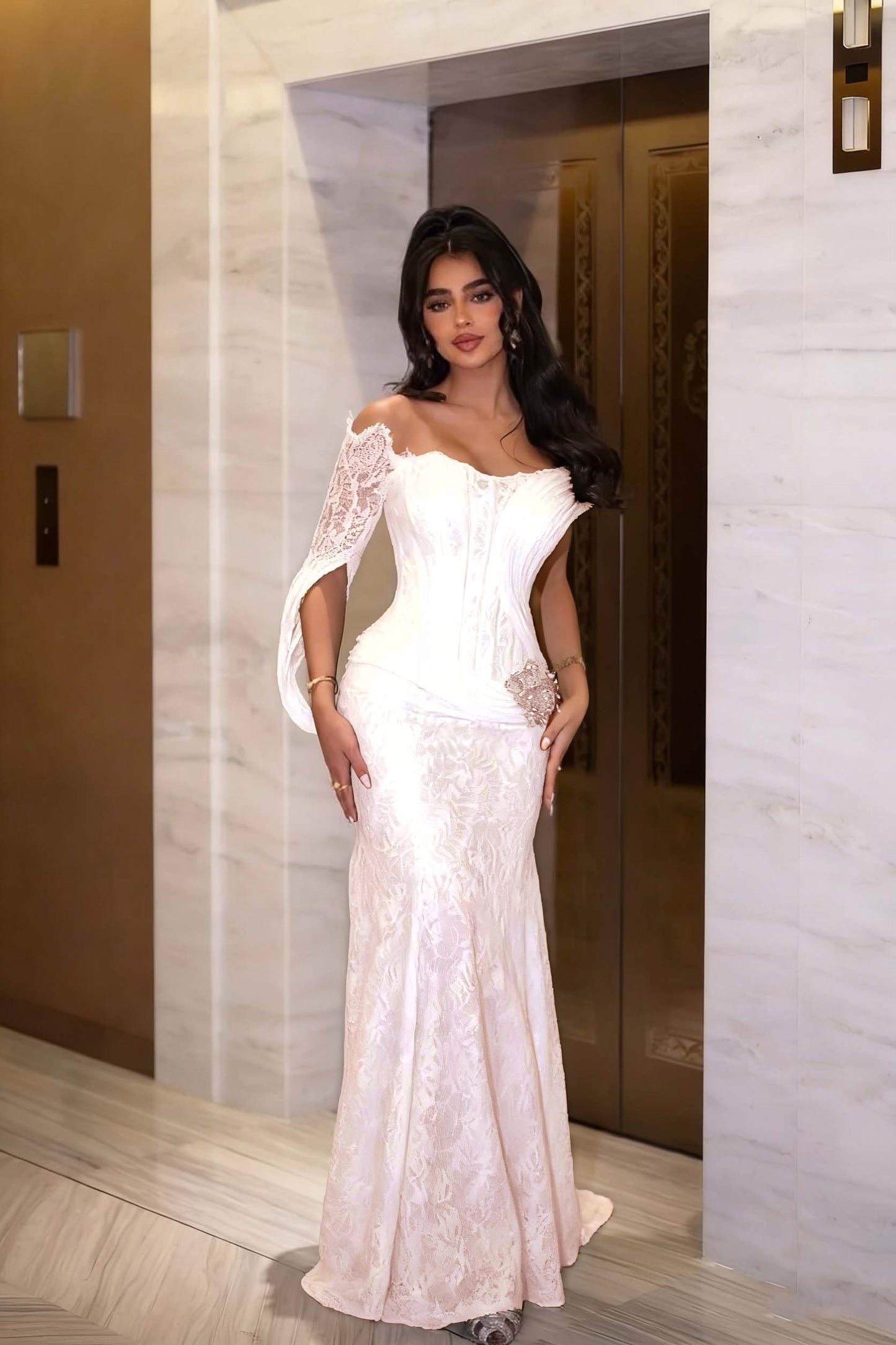 Black Long Sleeves Strapless Mermaid Prom Dress With Embroidery