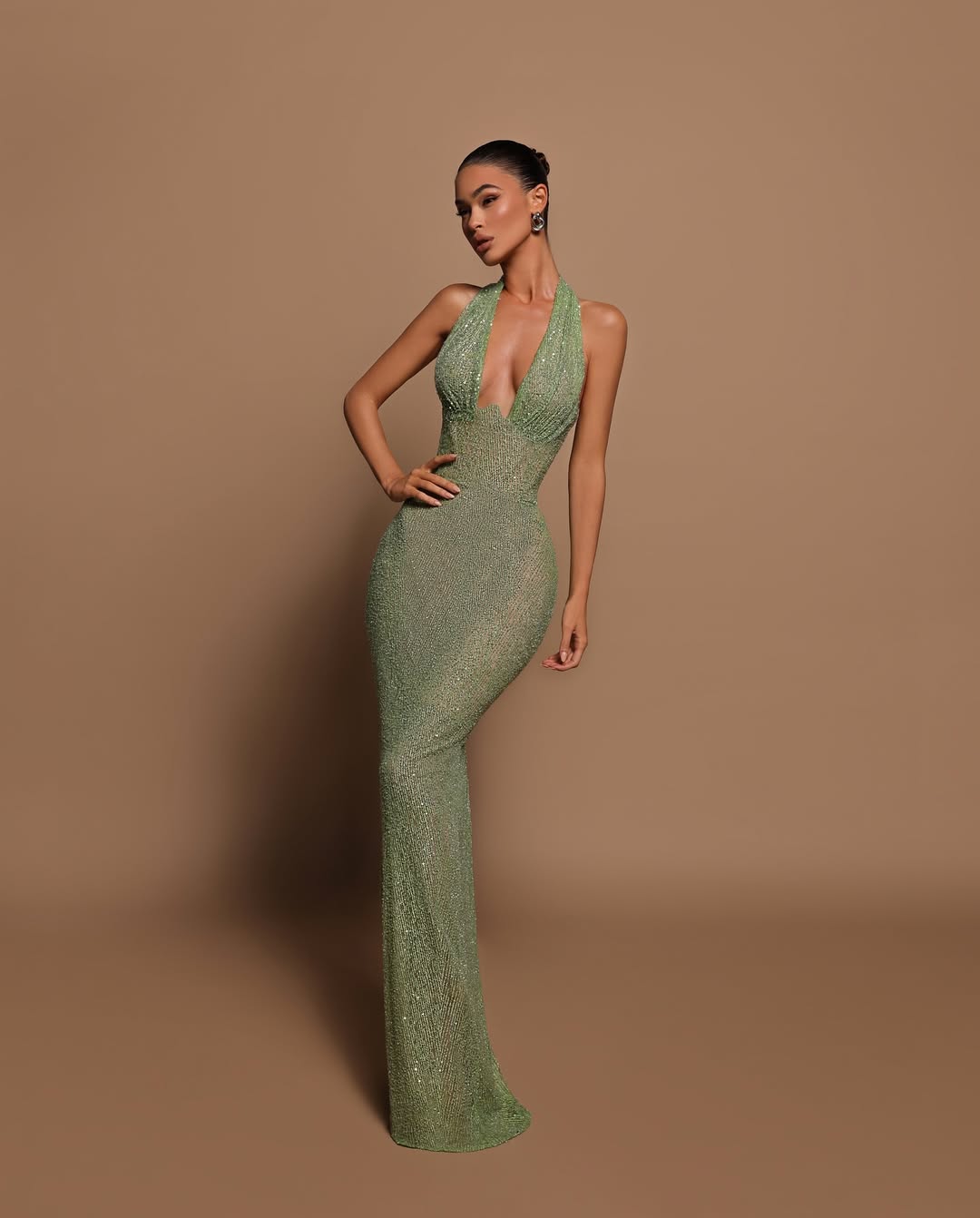 Glamorous Sleeveless Halter Straps Deep V-Neck Prom Dress With Beads