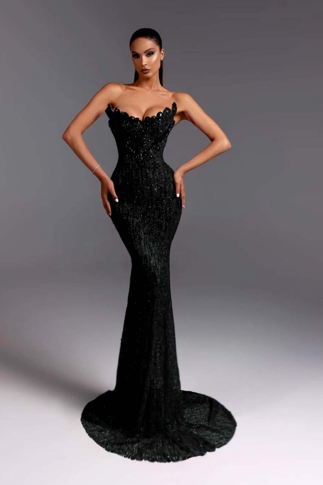Sleeveless Strapless V-Neck Beads Mermaid Prom Dress