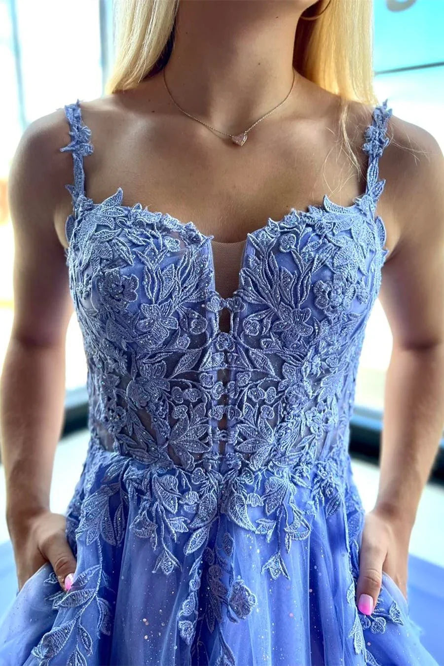 A-Line Sleeveless Lace Appliques Long Party Prom Dress