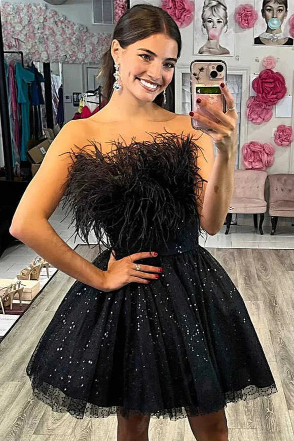 A-Line Strapless Empire Glitter Tulle Homecoming Dress