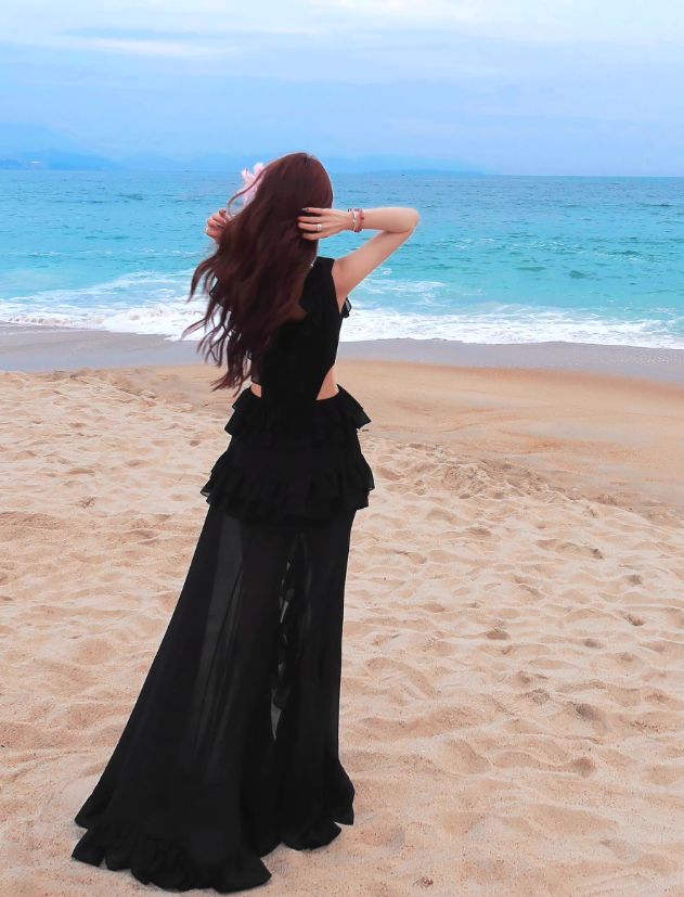 Black A Line V Neck Ruffle Chiffon Long Prom Dress Vacation Dress SH4377