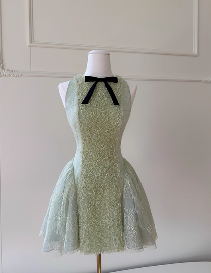 Green A Line Round Neck Lace Tulle Short Homecoming Dress SH4508