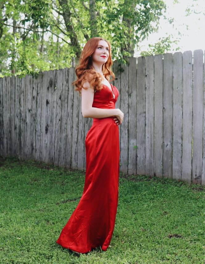 Charming Sheath Spaghetti Strap Rhinestone Red Satin Long Evening Dresses Party Dresses with Slit SH2676