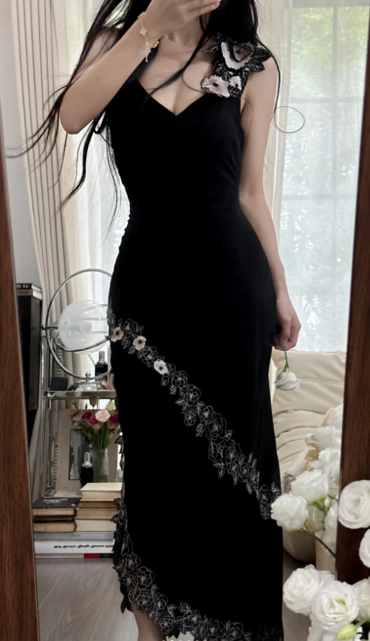 Fashion Spaghetti Straps Black Satin Mermaid Long Party Dress Prom Gown With Appliques D2307