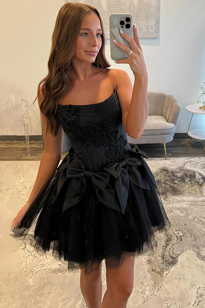 Bateau Strapless Two Tone A-Line Empire Homecoming Dress With Bow